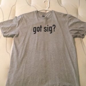 Sig Sauer t shirt